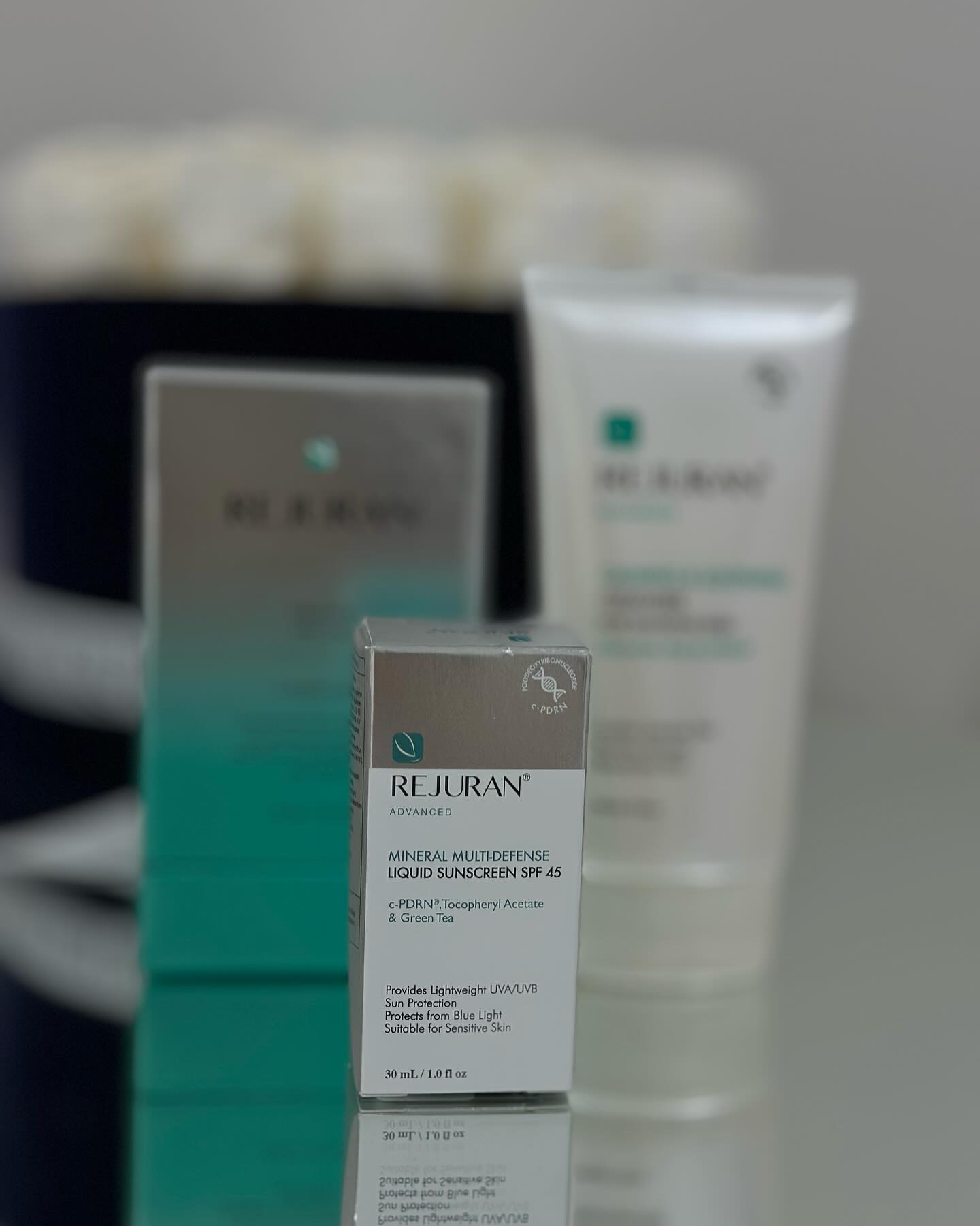 REJURAN ADVANCED MINERAL MULTI-DEFENSE LIQUID SUNSCREEN SPF 45